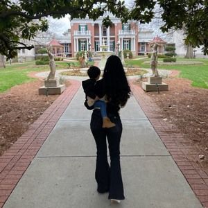 Meet your Posher, Ashley